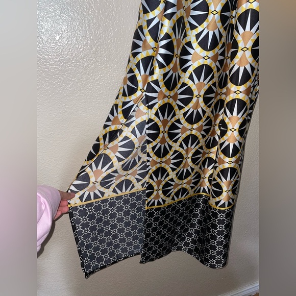 NWT HOUSE OF HARLOW CUT OUT DRESS, size SMALL in BLACK/WHITE - Picture 7 of 8